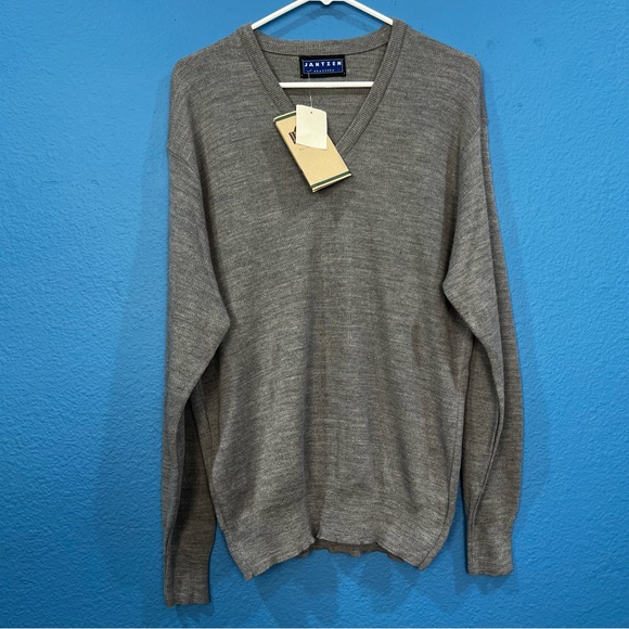 Jantzen Other - Vintage 80s Jantzen Acrylic Gray  Pullover Sweater Men Large Pinhole Sleeve